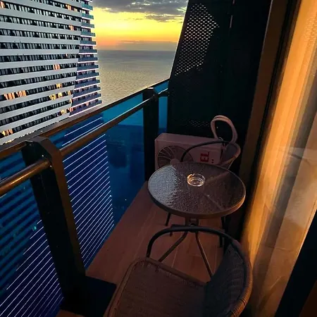 Dream Apartment On The Sea باتومي المظهر الخارجي الصورة